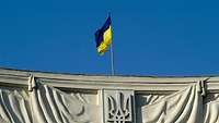 Kiew, Ukrainische Flagge, Unabhängigkeitswappen